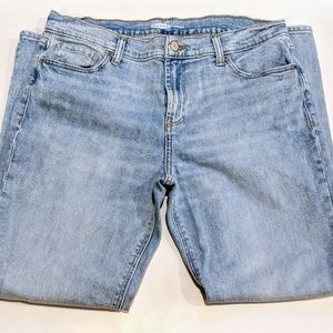 OLD NAVY light/medium wash boyfriend jeans 10